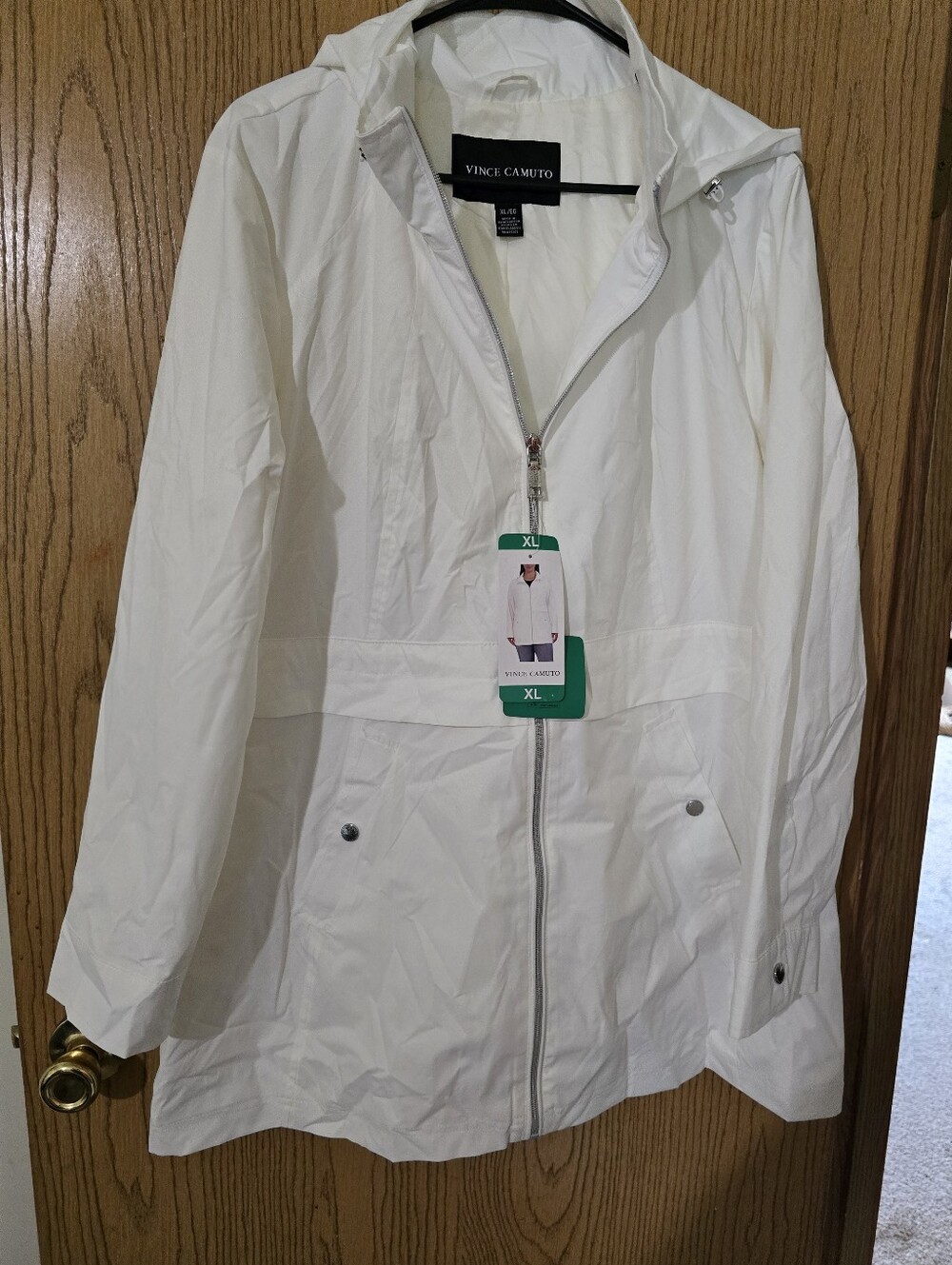 Nwt. Vince Camuto White Lightweight Hooded Trench Coat
